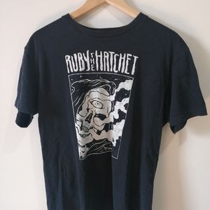 Ruby the Hatchet Tee T-Shirt black medium